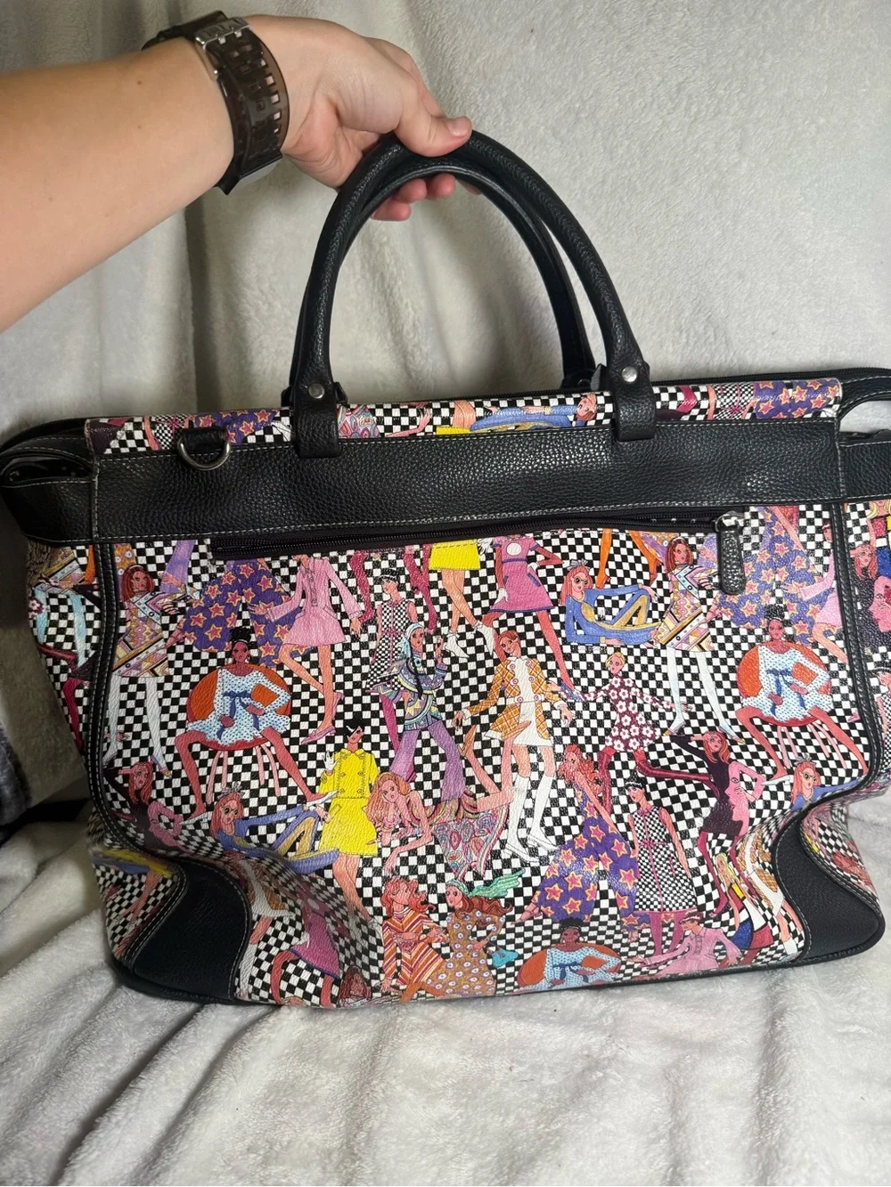 Sydney Love bold tote